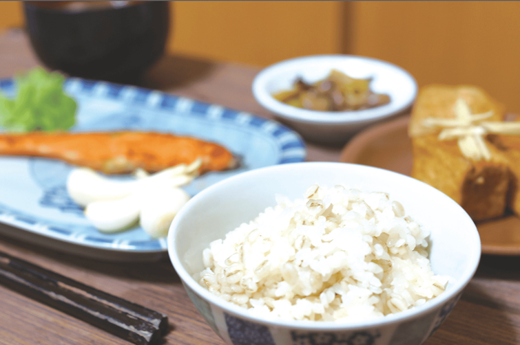 栄養バランスの整った食事・堺市北区の老人ホーム【晴れる家3号館】